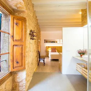 https://vila-roja-design-townhouse-in-alcudia.balearic-islands.net